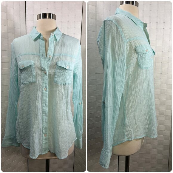 Eddie Bauer Classic Fit button down top (M) - Picture 1 of 13